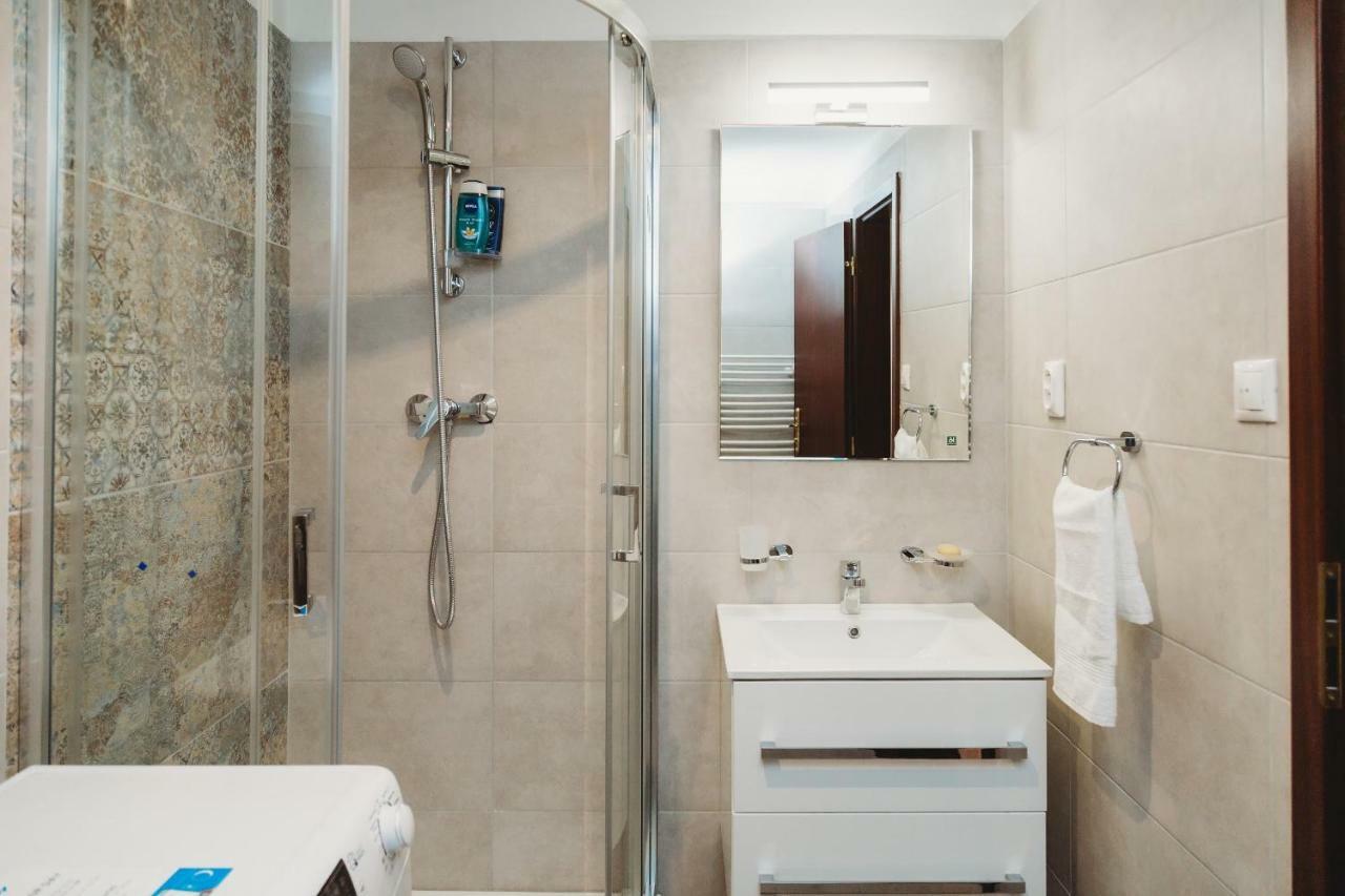 Center City Charming Loft Apartment Košice Exteriör bild