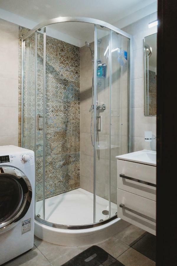 Center City Charming Loft Apartment Košice Exteriör bild